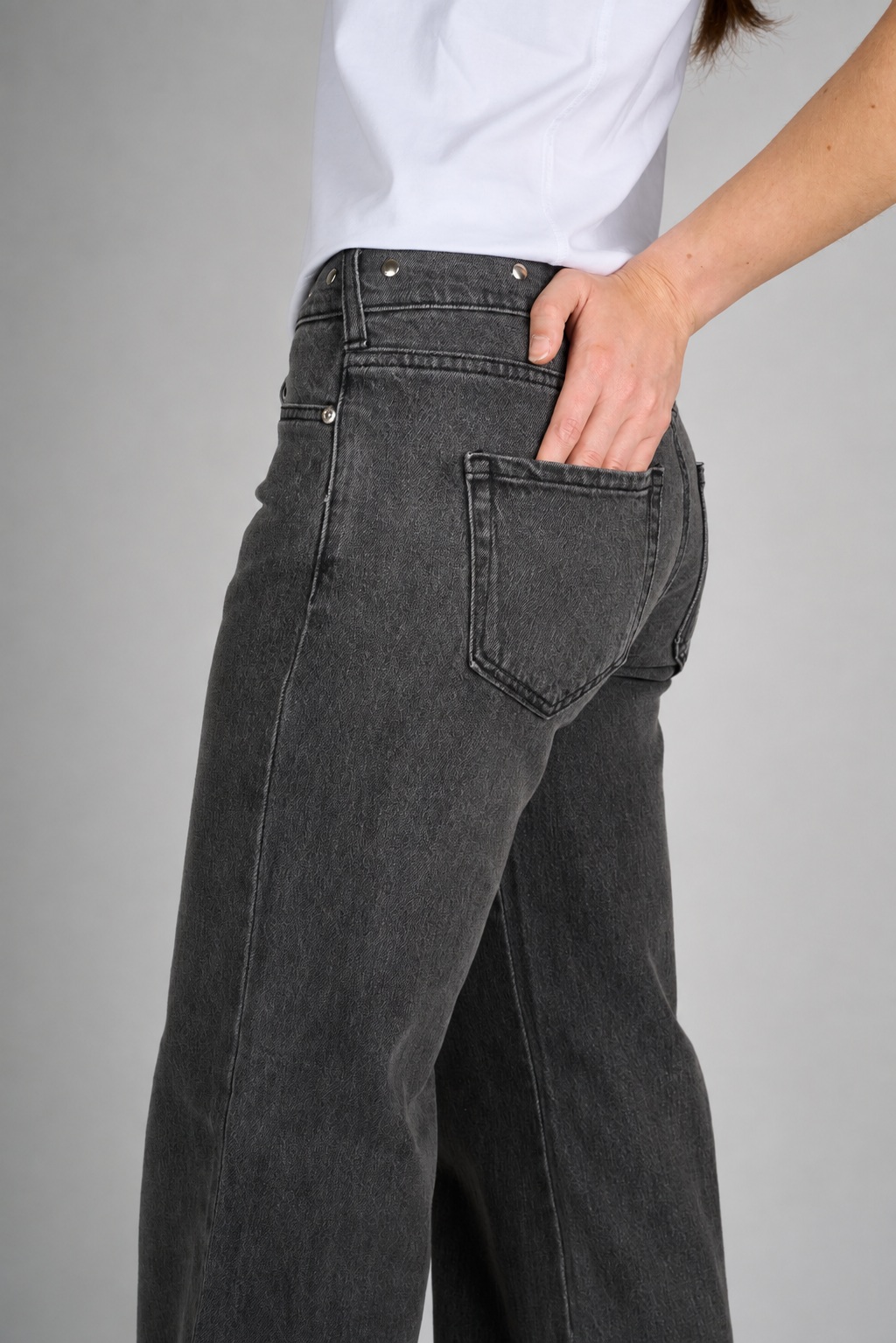 Jeans Grey 2011 - Imagen 4