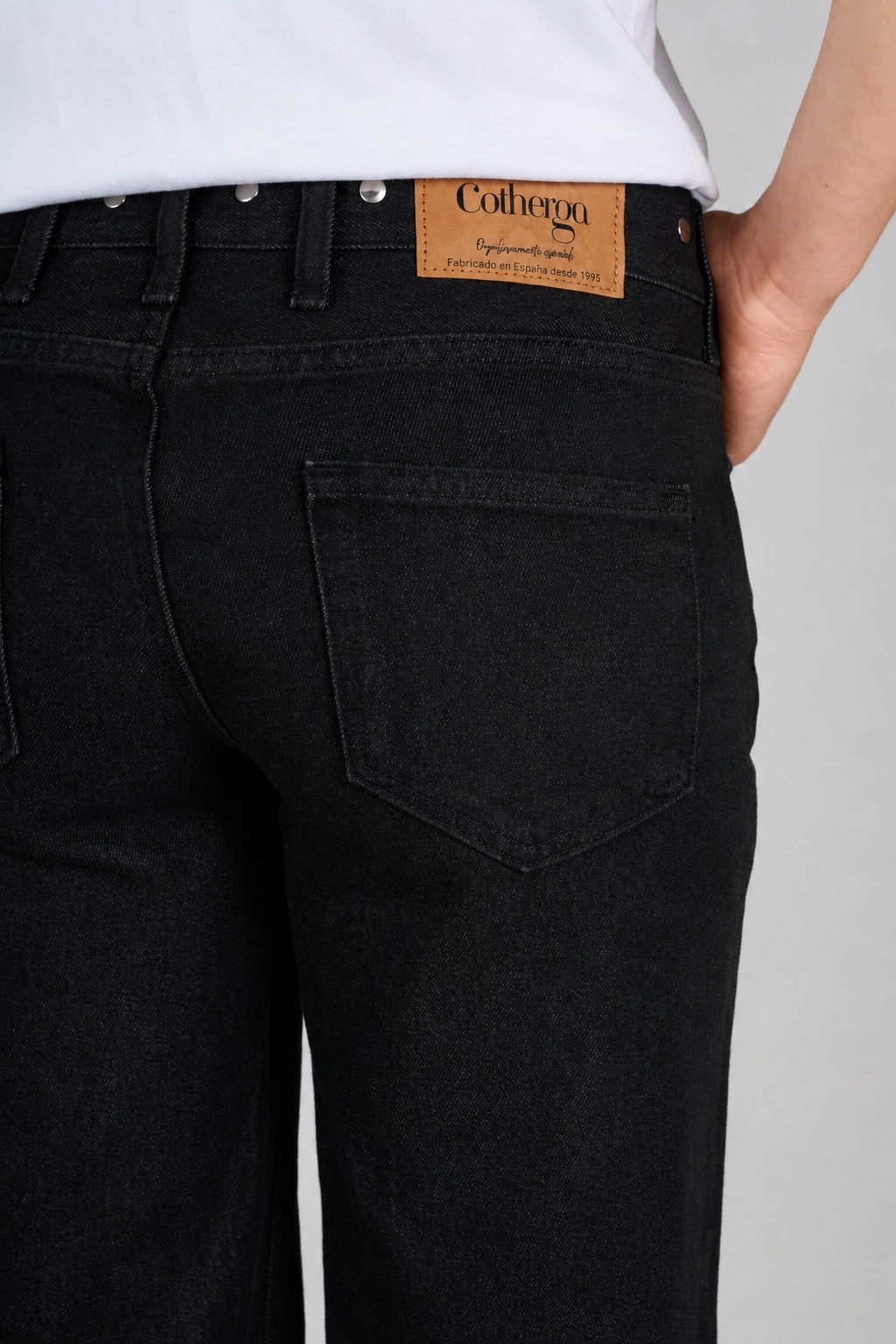 Jeans Black 2011 - Imagen 2